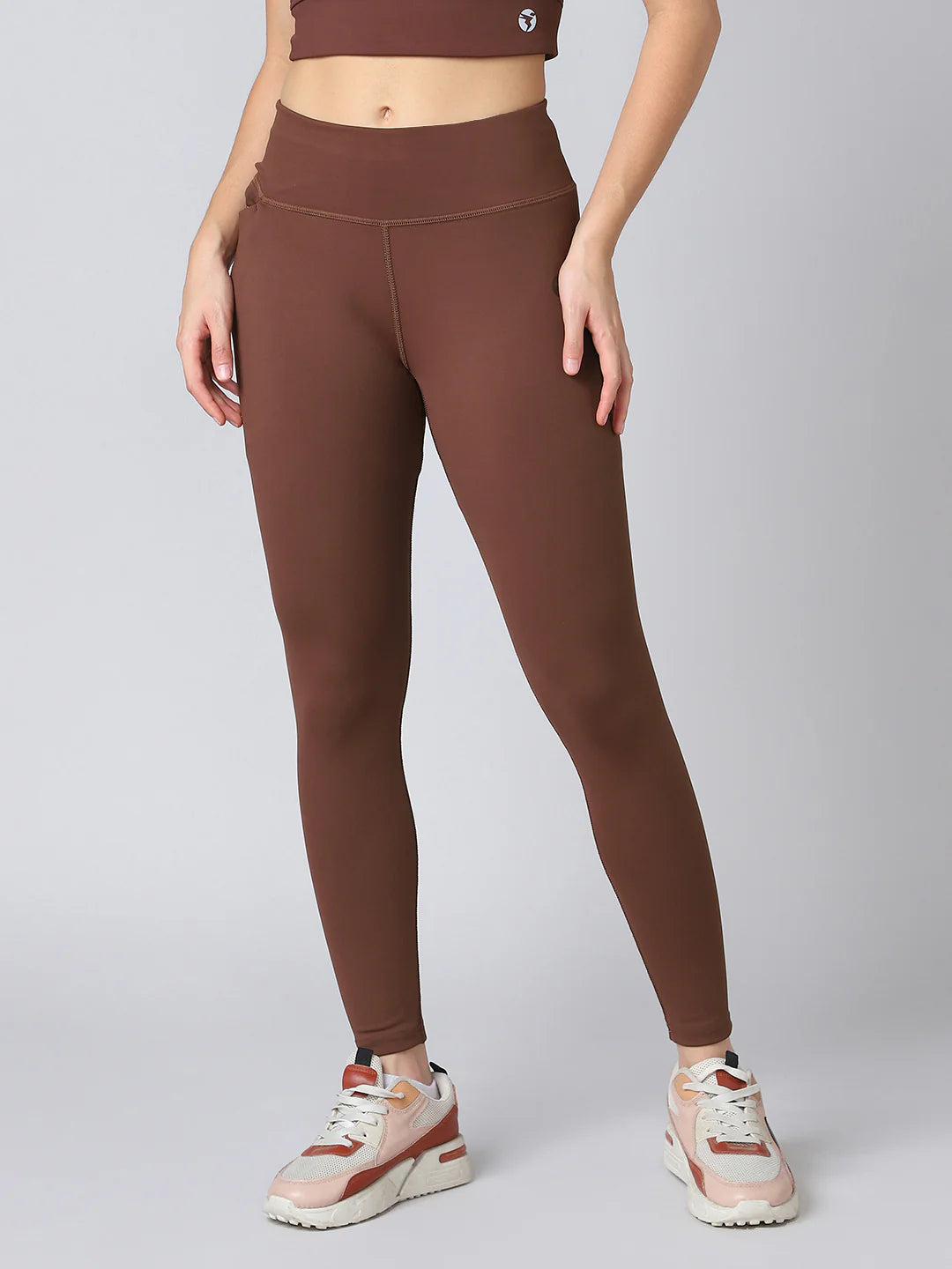 TECHNOSPORTS - Women Solid Slim Fit Tights - Chocolate