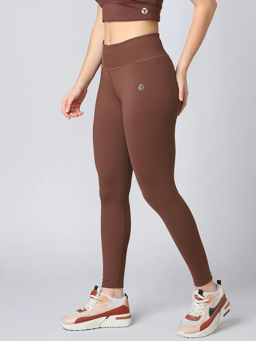TECHNOSPORTS - Women Solid Slim Fit Tights - Chocolate