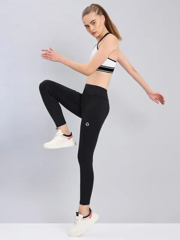 TECHNOSPORTS - Women Solid Slim Fit Tights - Black